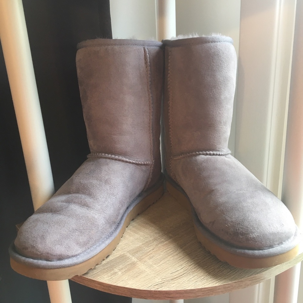 🟢BOGO FREE🟢 UGG boots🟢 - Picture 4 of 14